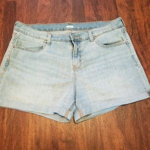 Size 14 old navy jean shorts